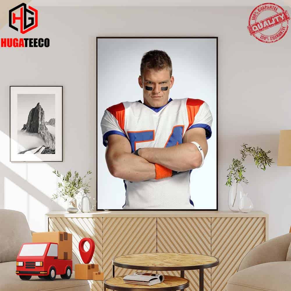 Alan Ritchson Plays The Role Of Thad Castle In The TV Series Blue Mountain State Poster Canvas